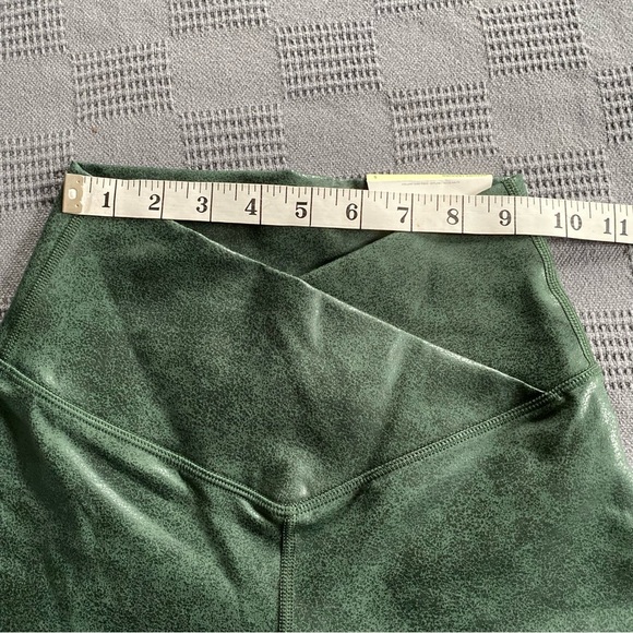 Offline by Aerie the Hugger Crossover Leggings - Picture 8 of 12